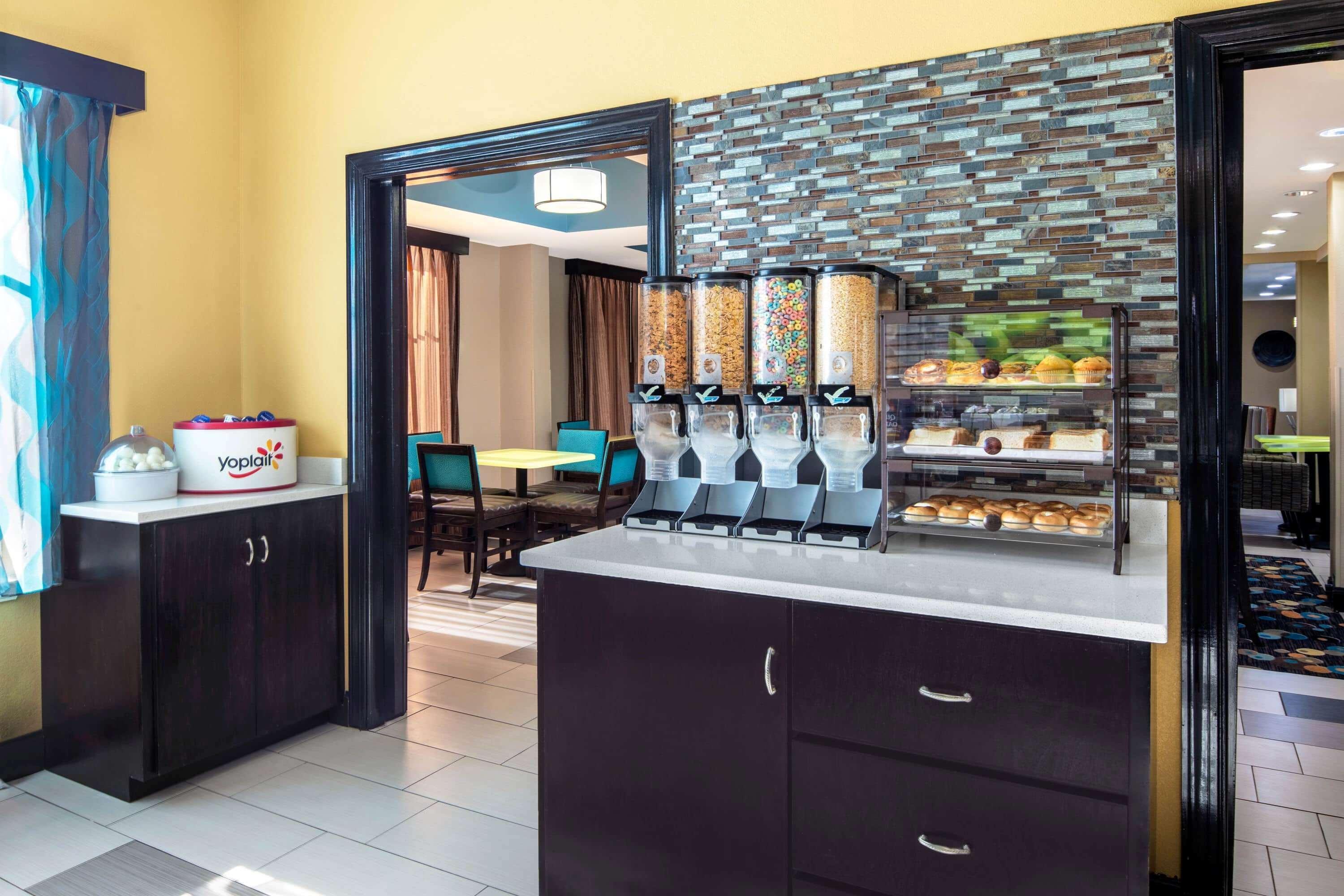 La Quinta By Wyndham Oxford - Anniston Hotel Luaran gambar