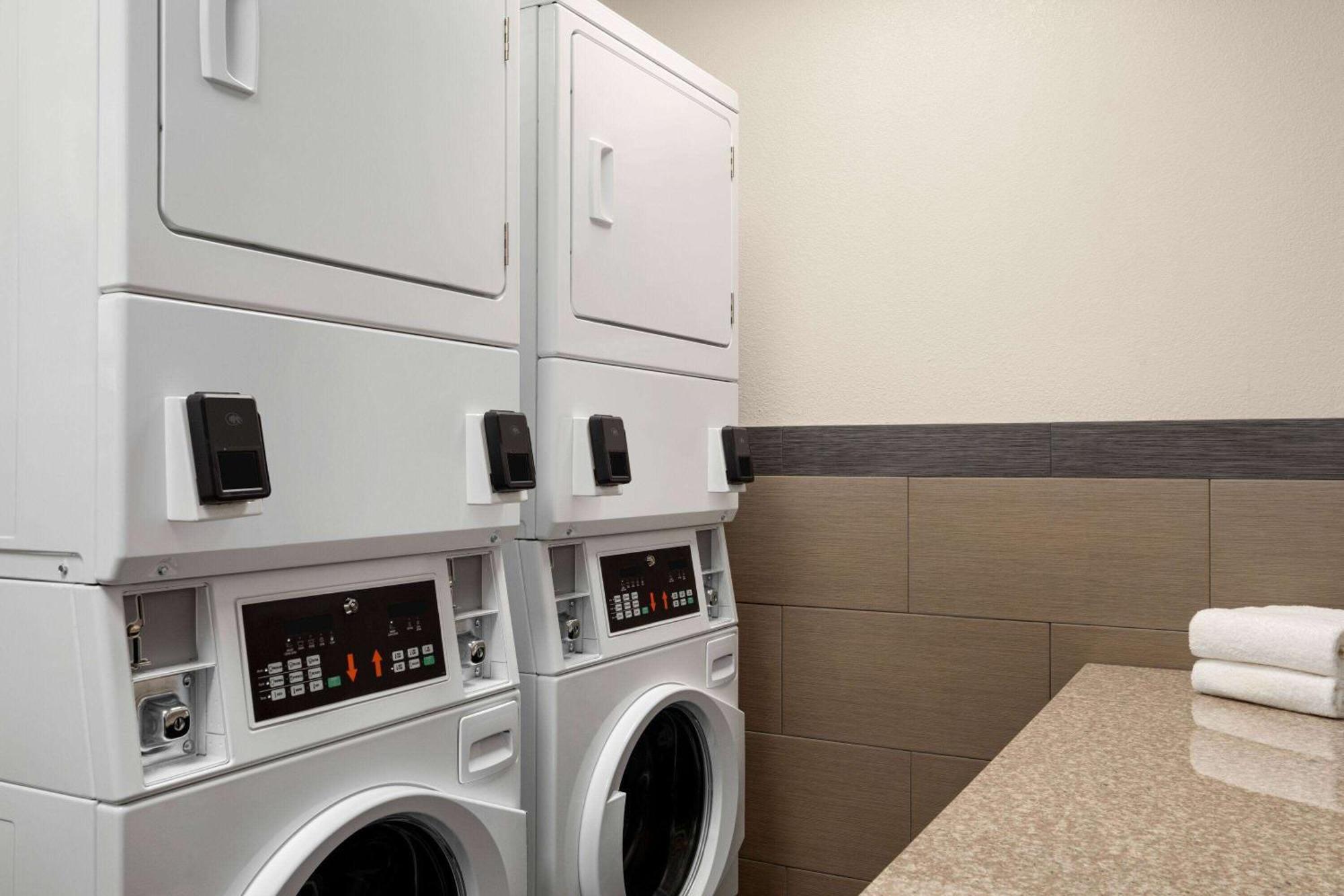 La Quinta By Wyndham Oxford - Anniston Hotel Luaran gambar