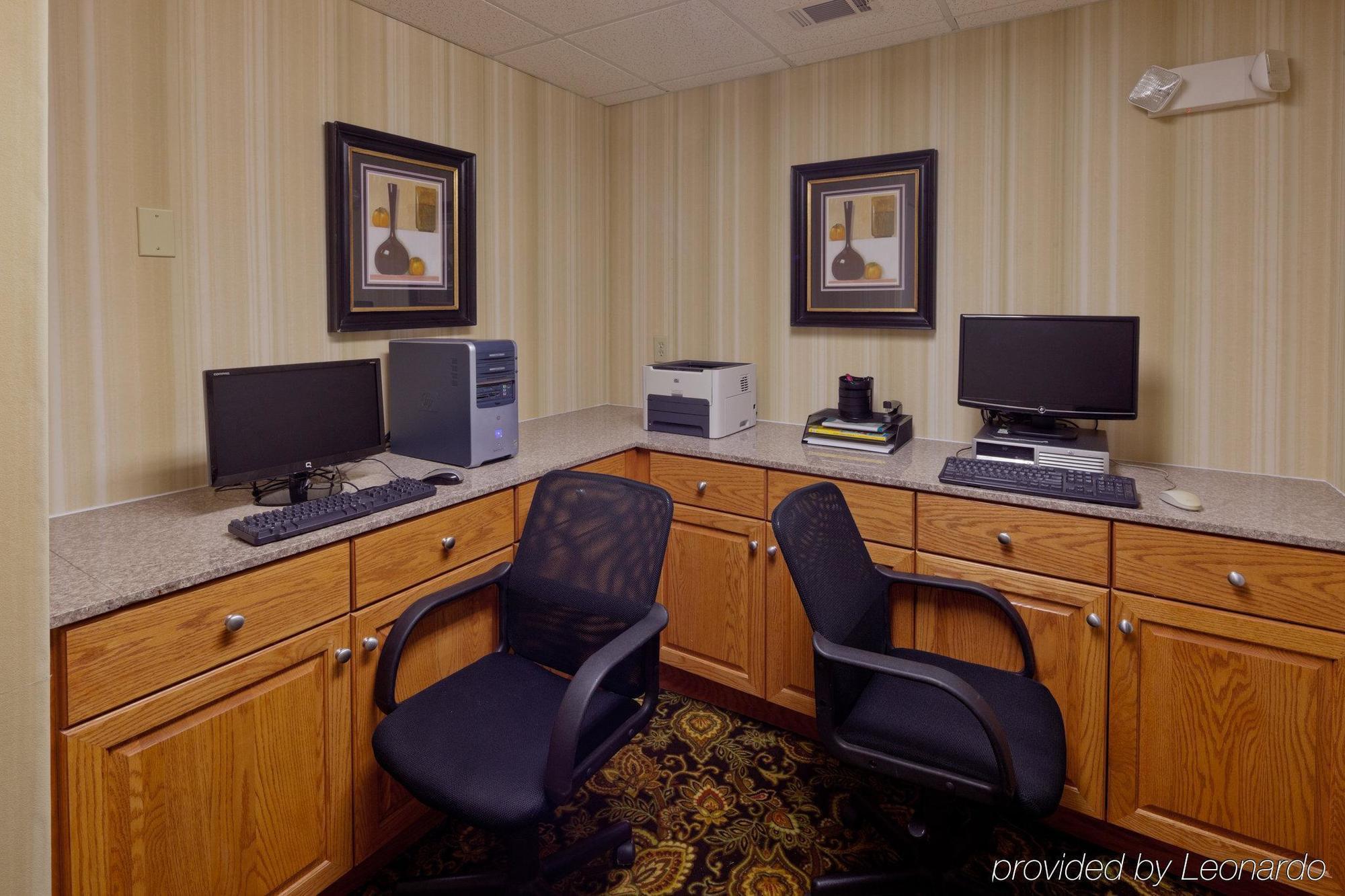 La Quinta By Wyndham Oxford - Anniston Hotel Kemudahan gambar
